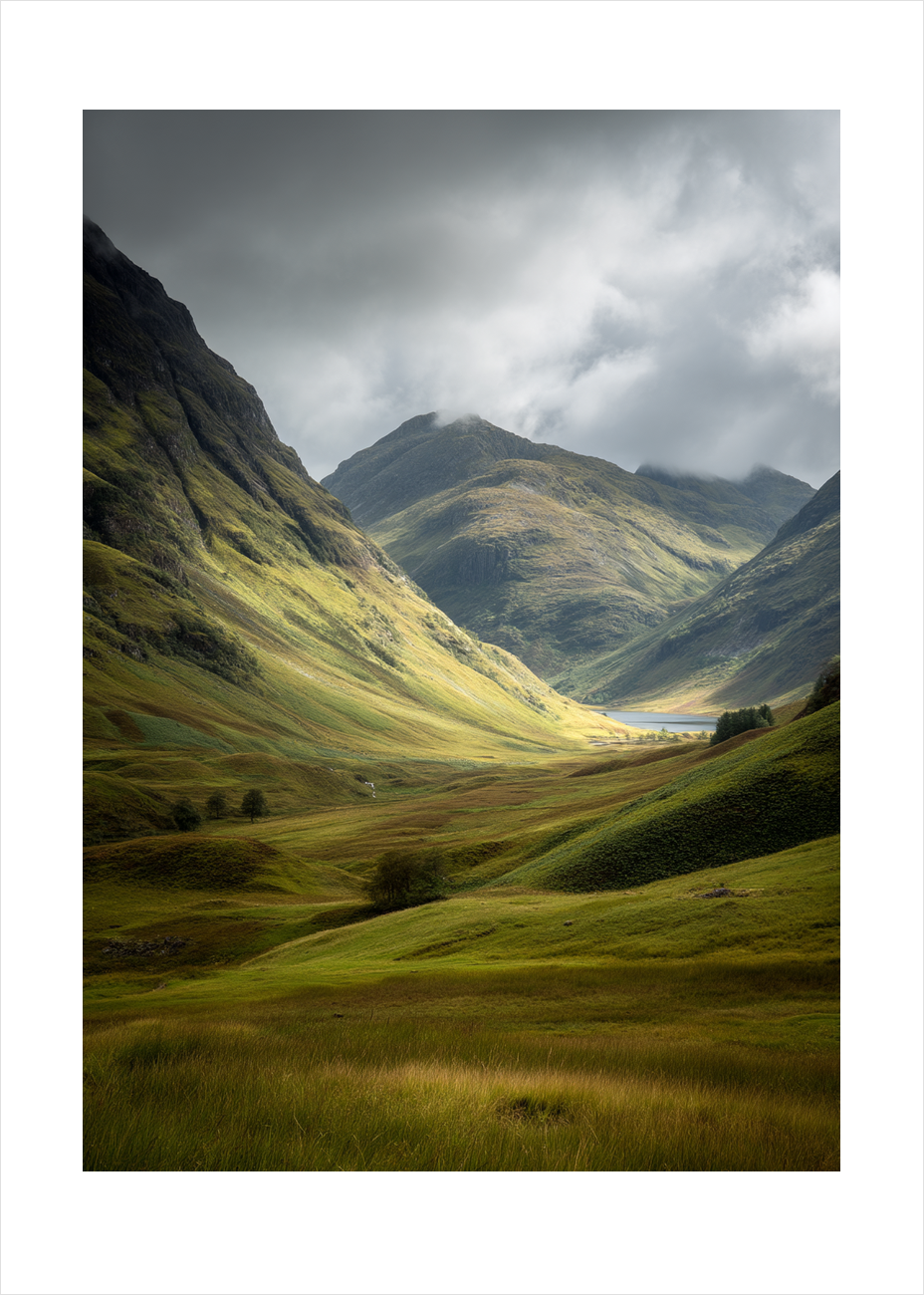 Vindens hvisken i dalen - No Frame, With White Border