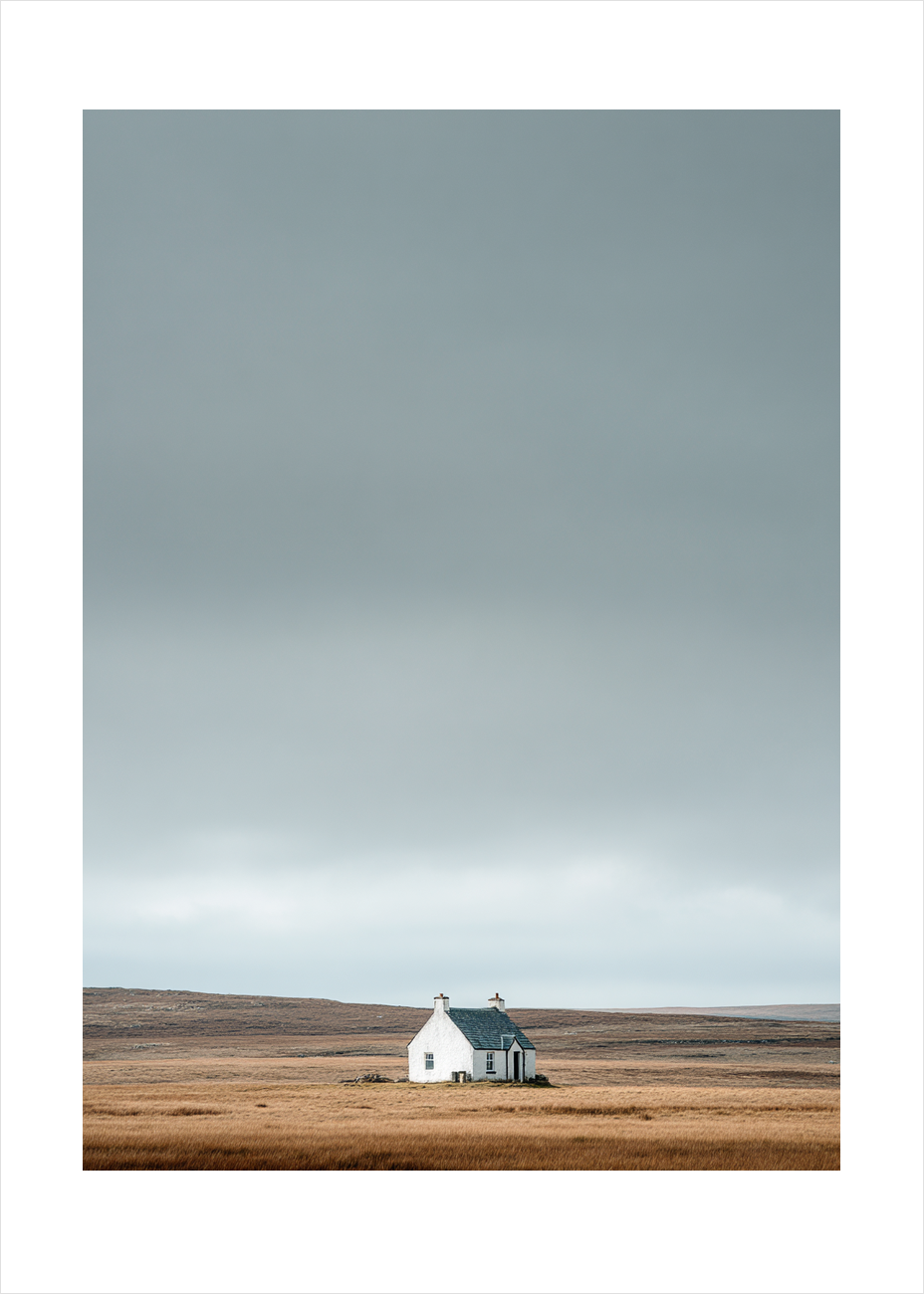 Husets stille hvisken - No Frame, With White Border