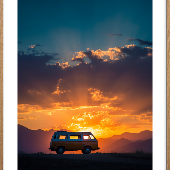 Solens varme hvisken - Oak Frame, With White Border