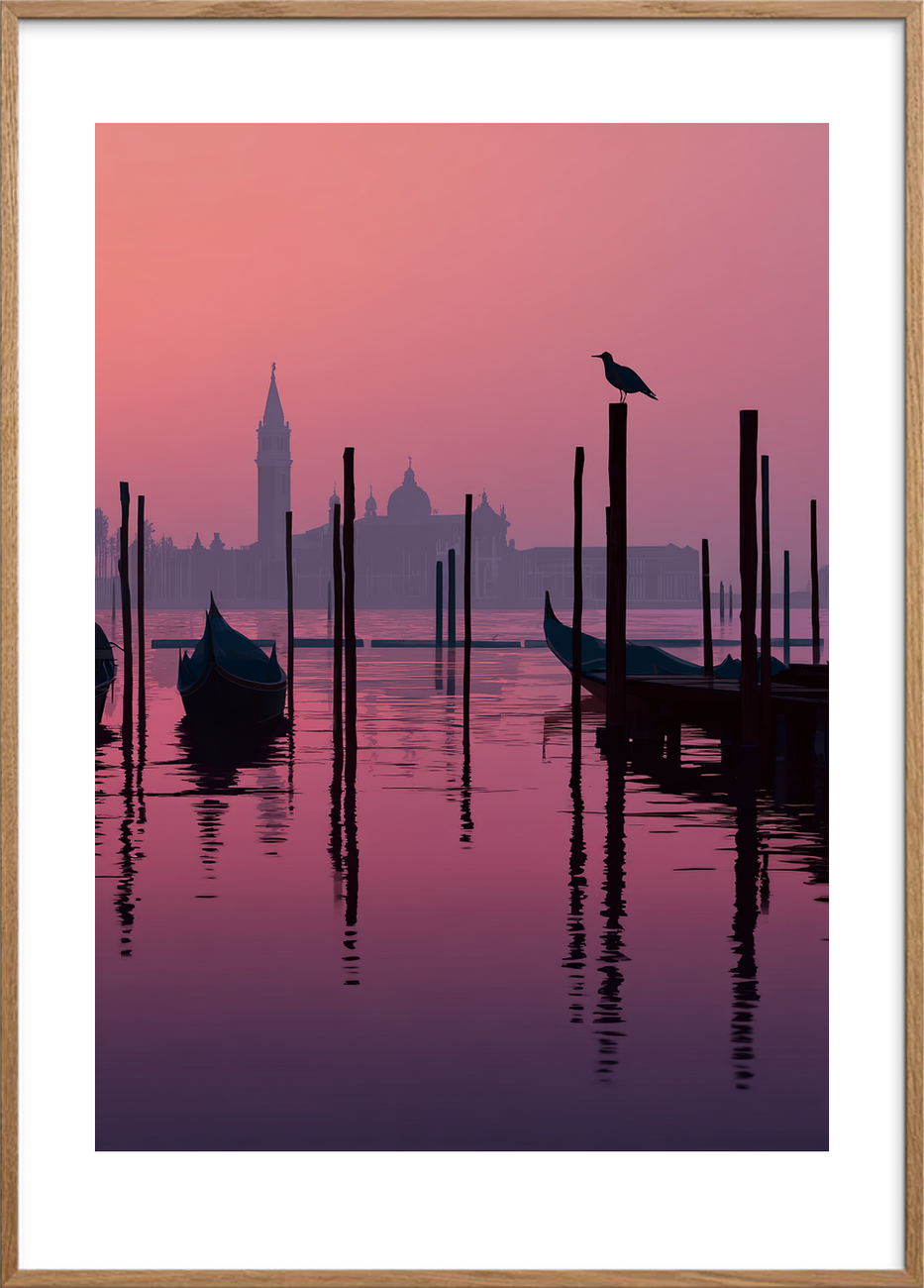 Morgenens salte hvisken - Oak Frame, With White Border